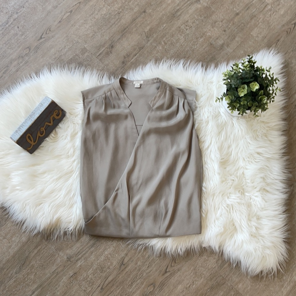 J. Crew woman’s top
